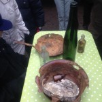 Fundstücke aus der Vergangenheit des Lagers. PhineasWizard wollte mit der Pfanne noch Bratkartoffeln zaubern "Das müsste doch noch gehen .... Oder?"